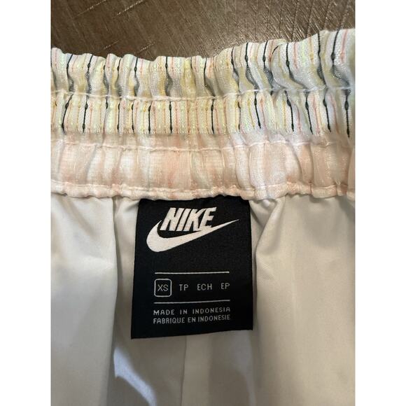 Nike NSW Earth Day Shorts Multicolor Striped Pull On Loose Fit Women’s Size XS - Picture 6 of 16